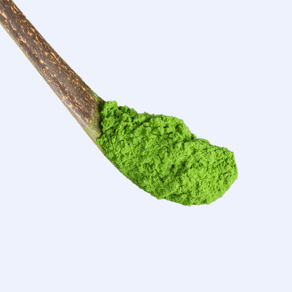 Handcrafted bamboo chashaku scoop for matcha, 18cm, features a natural wood finish and precise tea measurement.